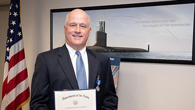 NSWC Corona employee receives a length of service award