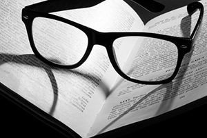 Glasses and book graphic Glasses and book graphic